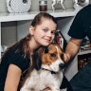 Meet your Posher, Alina